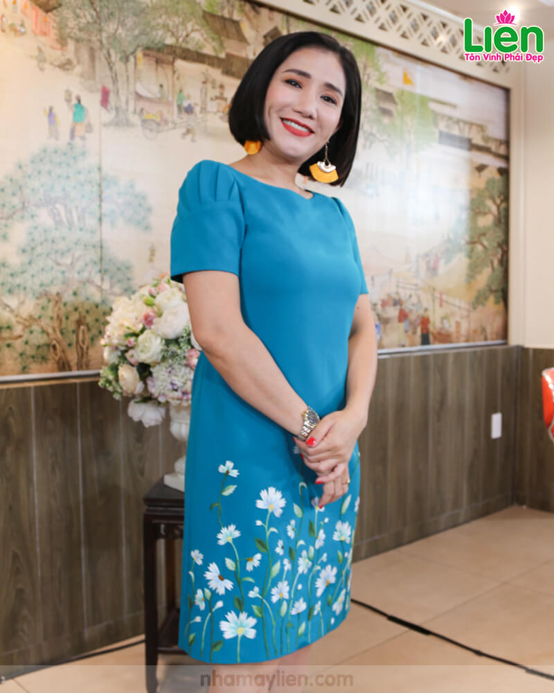 Đầm thêu tay 1010134